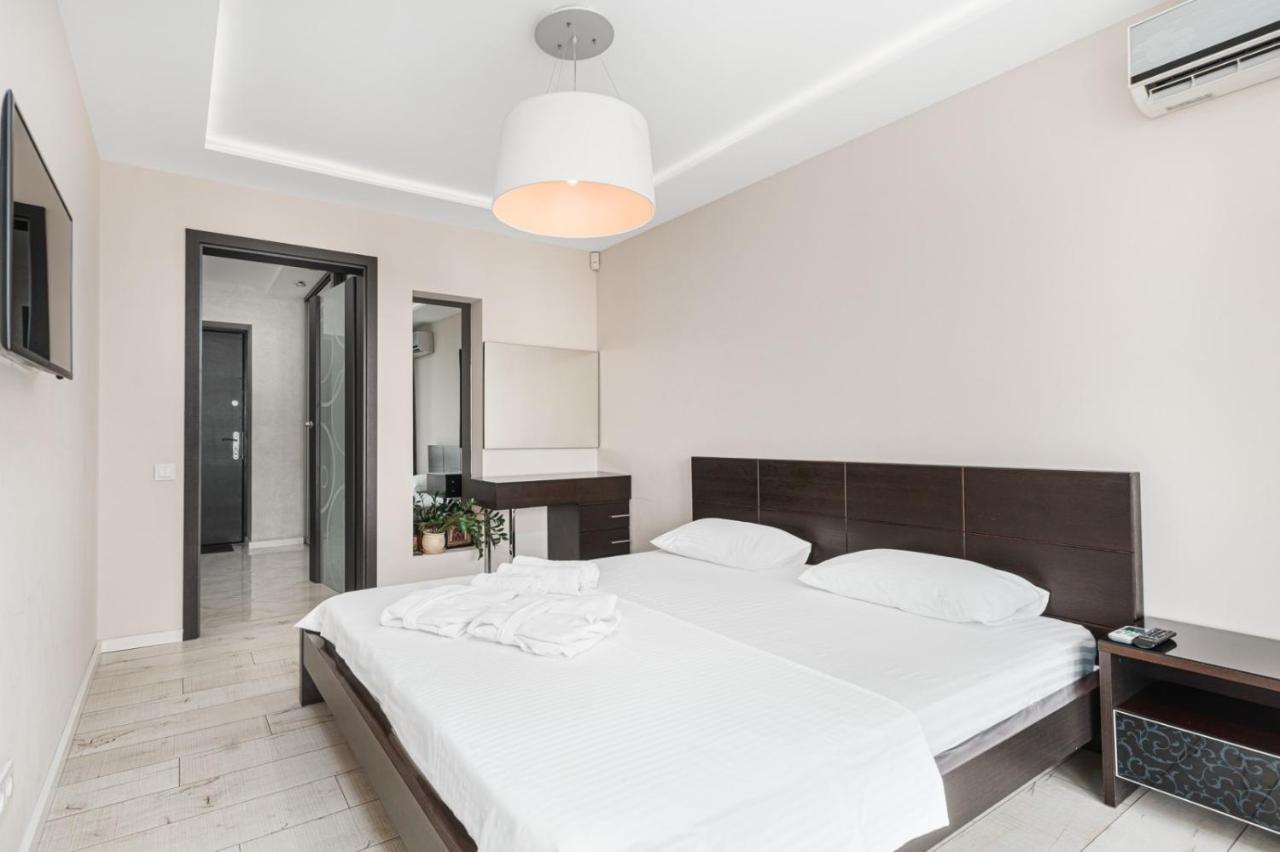 Apartment с террасой возле аркадии ! вид моря ! литературная улица, 12 *